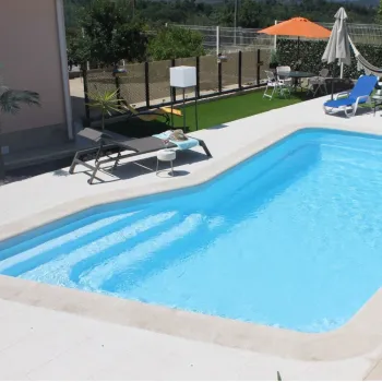 Piscina Pacific 8.5 (8.5m x 4m Prof.1m - 1.80m)